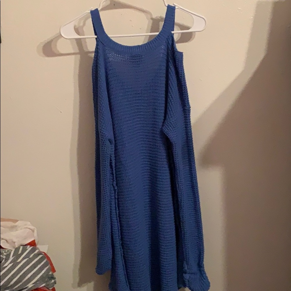 Blue sweater, can be worn as a dress!